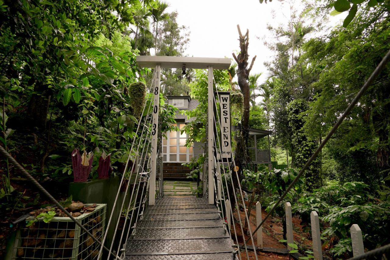 Iron Bridge Cove Villa Meppādi Buitenkant foto